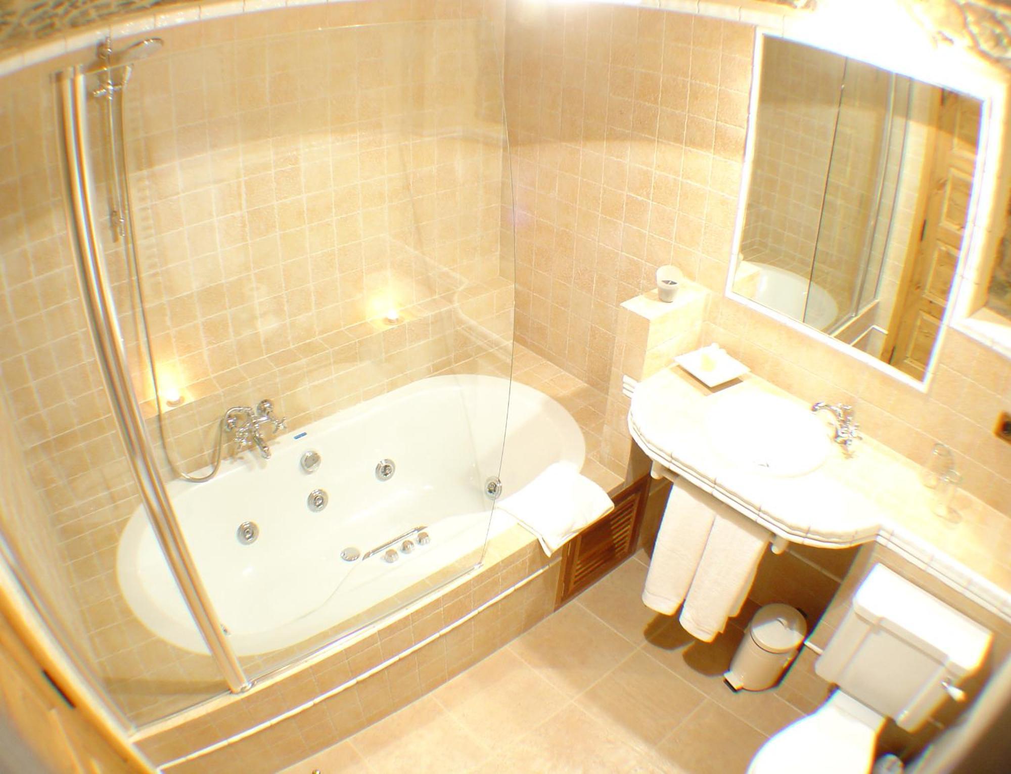 Areal Hotel Viveiro Buitenkant foto
